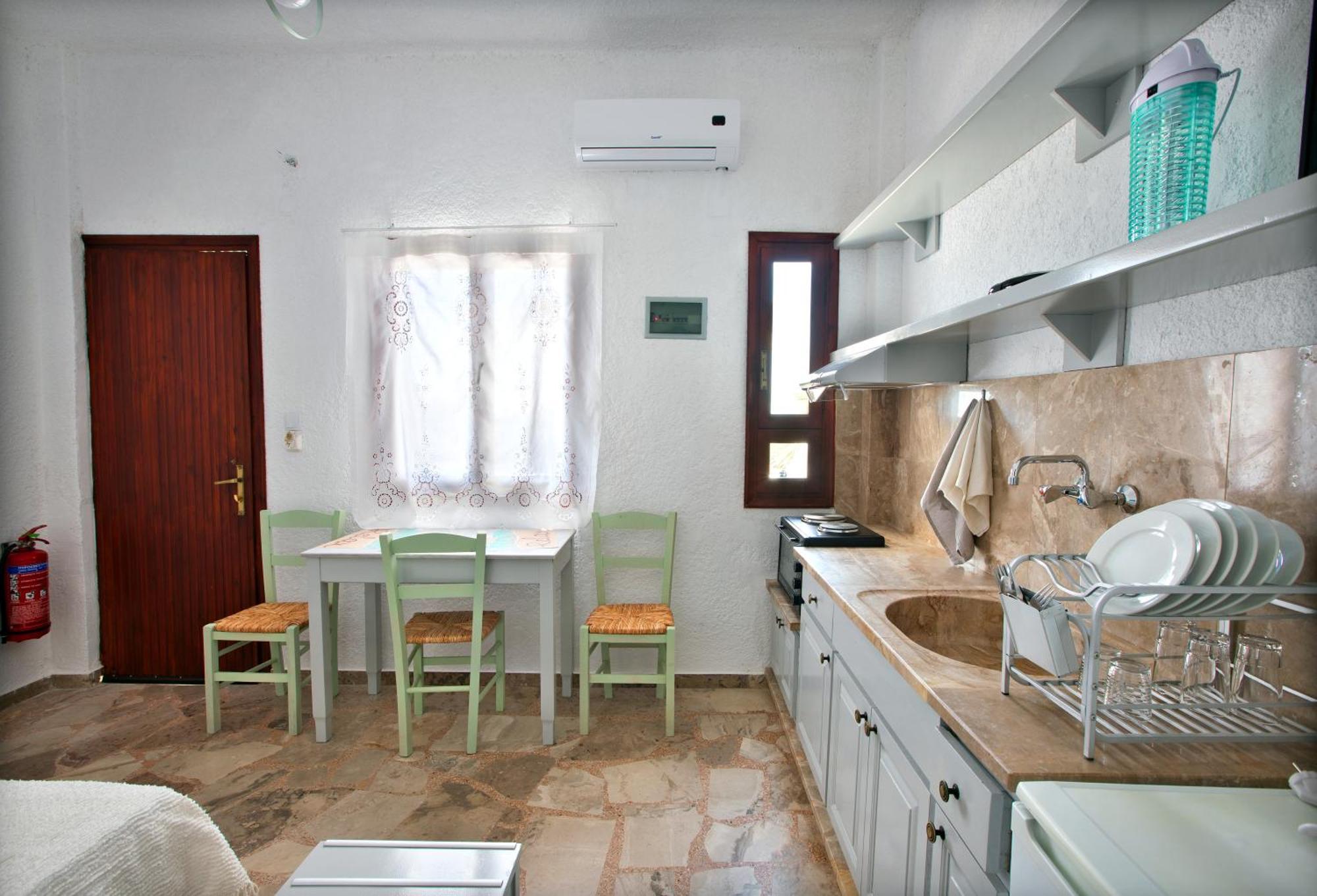 New Aurora Apts Studios Férma Kültér fotó